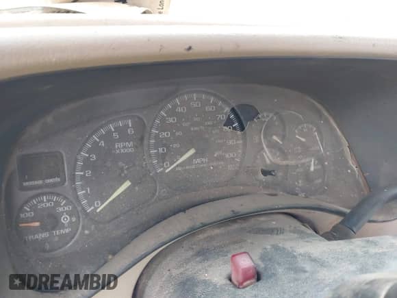 2001 Chevrolet Silverado 2500HD LS with VIN 1GCHC29U31E141693, listed as a IAAI auction lot 41682032 with Not provided miles and . Bid and sale history available at DreamBid. Image 16.