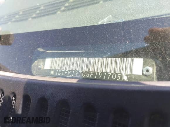 2003 GMC Sierra 1500 SLT z VIN 1GTEK19T03E191705, wystawiony jako IAAI lot #42145392 z przebiegiem Nie podano mil oraz . Historia ofert i sprzedaży dostępna na DreamBid. Obrazek 9.