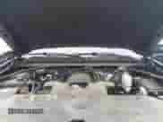 2018 Chevrolet Silverado 1500 LT z VIN 3GCUKREC6JG242601, wystawiony jako IAAI lot #43322873 z przebiegiem 84 104 mil mil oraz . Historia ofert i sprzedaży dostępna na DreamBid. Obrazek 10.