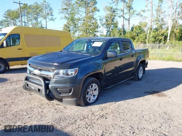 2018 Chevrolet Colorado 4WD LT z VIN 1GCGTCENXJ1255228, wystawiony jako IAAI lot #43484944 z przebiegiem 120 702 mil mil oraz . Historia ofert i sprzedaży dostępna na DreamBid. Obrazek 17.