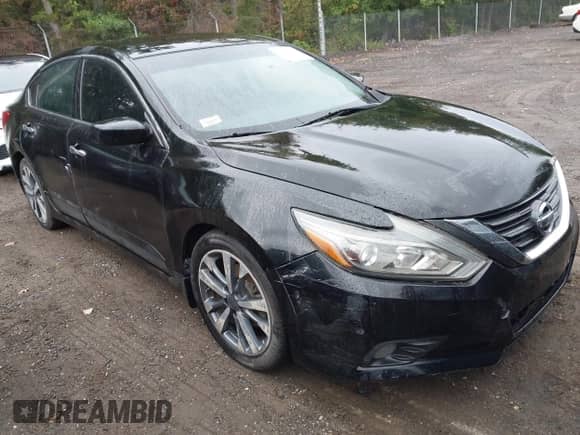 2016 Nissan Altima S with VIN 1N4AL3AP8GC264199, listed as a IAAI auction lot 43247758 with 147,525 mi miles and . Bid and sale history available at DreamBid. Image 1.