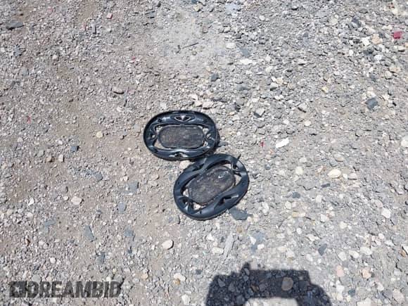 2005 Hyundai Accent GLS z VIN KMHCG45C55U608336, wystawiony jako IAAI lot #42743218 z przebiegiem 221 254 mil mil oraz . Historia ofert i sprzedaży dostępna na DreamBid. Obrazek 11.