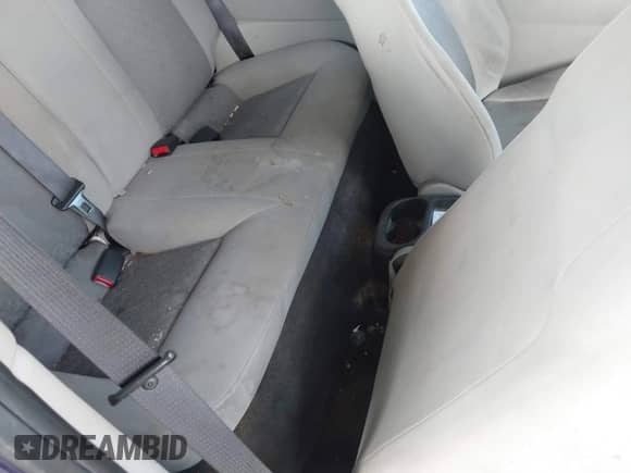 2007 Chevrolet Cobalt LS с VIN 1G1AK15FX77143002, выставлен на аукционе IAAI как лот 42584138 с пробегом Не указан миль и . История ставок и продаж доступна на DreamBid. Изображение 8.