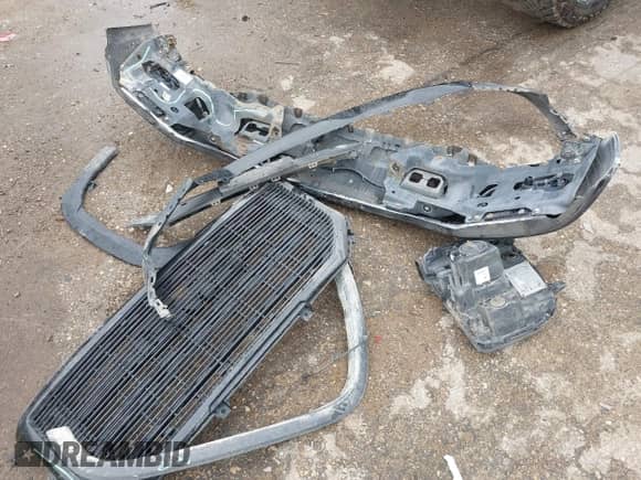 2017 GMC Sierra 1500 SLE with VIN 3GTU2MEC2HG223623, listed as a IAAI auction lot 42177174 with 118,568 mi miles and . Bid and sale history available at DreamBid. Image 12.