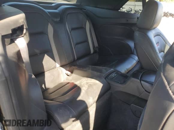 2018 Chevrolet Camaro 2SS z VIN 1G1FH3D73J0103533, wystawiony jako Copart lot #57606025 z przebiegiem 102 746 mil mil oraz Szkoda całkowita • Salvage title. Historia ofert i sprzedaży dostępna na DreamBid. Obrazek 10.