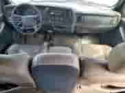 2002 Chevrolet Silverado 2500HD LS с VIN 1GCHK23U32F238447, выставлен на аукционе Copart как лот 84182575 с пробегом 368 947 миль миль и Списание • Salvage title. История ставок и продаж доступна на DreamBid. Изображение 8.