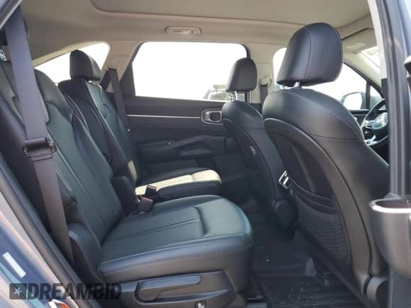 2021 Kia Sorento SX Prestige X-Line with VIN 5XYRKDLF9MG056303, listed as a Copart auction lot 63052145 with 44,045 mi miles and Salvage title. Bid and sale history available at DreamBid. Image 11.