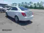 2016 Chevrolet Sonic LTZ с VIN 1G1JE5SB3G4123966, выставлен на аукционе IAAI как лот 42481714 с пробегом 167 905 миль миль и . История ставок и продаж доступна на DreamBid. Изображение 3.