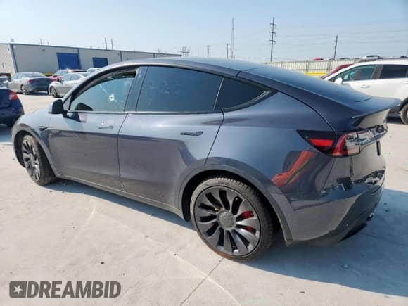 2022 Tesla Model Y Performance with VIN 7SAYGDEF9NF352427, listed as a Copart auction lot 71035525 with 43,427 mi miles and Salvage title. Bid and sale history available at DreamBid. Image 2.