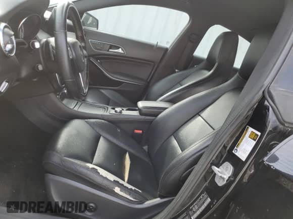 2014 Mercedes-Benz CLA 250 с VIN WDDSJ4EB5EN037729, выставлен на аукционе Copart как лот 82196604 с пробегом 99 414 миль миль и Чистый • Clean title. История ставок и продаж доступна на DreamBid. Изображение 7.