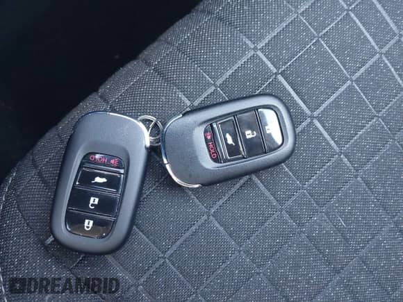 2025 Honda HR-V LX with VIN 3CZRZ1H38SM713952, listed as a IAAI auction lot 42744829 with 5,926 mi miles and . Bid and sale history available at DreamBid. Image 11.