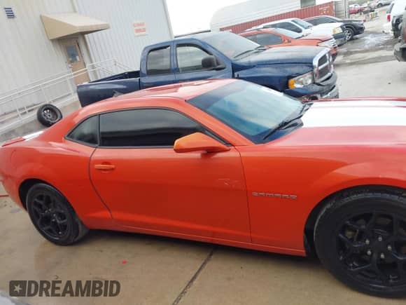 2012 Chevrolet Camaro 1LS z VIN 2G1FE1E32C9176796, wystawiony jako IAAI lot #43328686 z przebiegiem 183 464 mil mil oraz . Historia ofert i sprzedaży dostępna na DreamBid. Obrazek 13.
