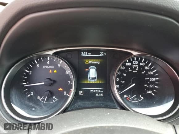 2015 Nissan Rogue SL z VIN 5N1AT2MVXFC874436, wystawiony jako Copart lot #82303885 z przebiegiem 257 237 mil mil oraz Czysty tytuł • Clean title. Historia ofert i sprzedaży dostępna na DreamBid. Obrazek 9.