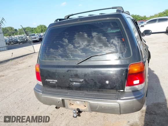 1999 Subaru Forester S with VIN JF1SF6552XH736647, listed as a IAAI auction lot 42565079 with 215,244 mi miles and . Bid and sale history available at DreamBid. Image 16.