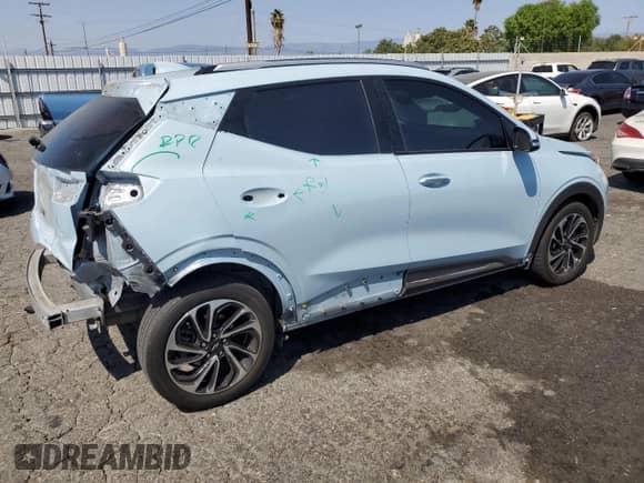 2022 Chevrolet Bolt EUV Premier with VIN 1G1FZ6S01N4112265, listed as a Copart auction lot 71773855 with 55,403 mi miles and Salvage title. Bid and sale history available at DreamBid. Image 3.