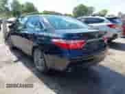 2017 Toyota Camry XLE с VIN 4T1BF1FK0HU700980, выставлен на аукционе IAAI как лот 43327320 с пробегом 121 998 миль миль и . История ставок и продаж доступна на DreamBid. Изображение 3.