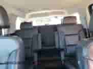 2017 Chevrolet Tahoe Premier z VIN 1GNSKCKC6HR177971, wystawiony jako Copart lot #80942155 z przebiegiem 89 226 mil mil oraz Szkoda całkowita • Salvage title. Historia ofert i sprzedaży dostępna na DreamBid. Obrazek 10.