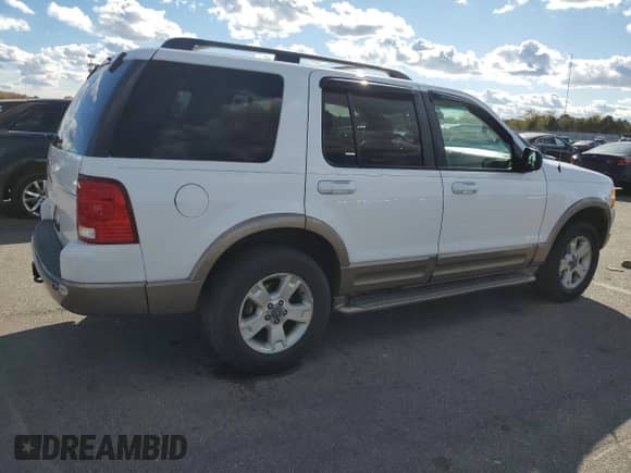 2003 Ford Explorer Eddie Bauer with VIN 1FMZU74K33UA69290, listed as a Copart auction lot 76154684 with 117,928 mi miles and Clean title. Bid and sale history available at DreamBid. Image 3.
