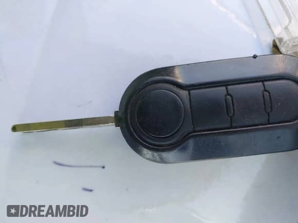 2016 Ram ProMaster Cargo с VIN 3C6TRVDG3GE127986, выставлен на аукционе IAAI как лот 43282654 с пробегом 154 045 миль миль и . История ставок и продаж доступна на DreamBid. Изображение 11.