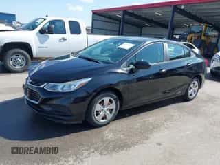 2016 Chevrolet Cruze LS z VIN 1G1BC5SM6G7309298, wystawiony jako IAAI lot #43301977 z przebiegiem 117 014 mil mil oraz . Historia ofert i sprzedaży dostępna na DreamBid. Obrazek 2.