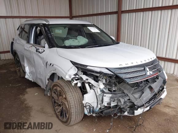 2023 Mitsubishi Outlander SEL with VIN JA4J4VA8XPZ037986, listed as a IAAI auction lot 41777200 with 49,445 mi miles and . Bid and sale history available at DreamBid. Image 1.