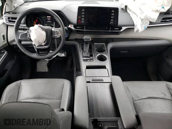 2021 Toyota Sienna Limited with VIN 5TDZSKFCXMS023058, listed as a Copart auction lot 84897725 with 60,002 mi miles and Salvage title. Bid and sale history available at DreamBid. Image 8.