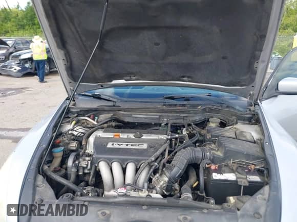 2005 Honda Accord EX with VIN 1HGCM727X5A004015, listed as a IAAI auction lot 42003666 with 173,933 mi miles and . Bid and sale history available at DreamBid. Image 10.