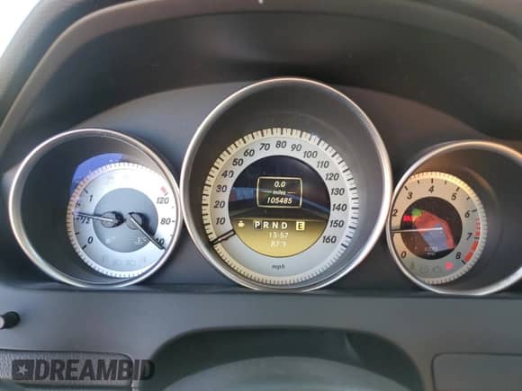 2012 Mercedes-Benz C 250 с VIN WDDGJ4HB0CF859816, выставлен на аукционе Copart как лот 81598075 с пробегом 105 485 миль миль и Списание • Salvage title. История ставок и продаж доступна на DreamBid. Изображение 9.