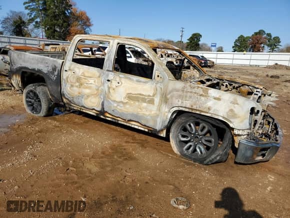 2014 GMC Sierra 1500 z VIN 3GTP1TEH4EG421296, wystawiony jako Copart lot #84946964 z przebiegiem Nie podano mil oraz Nie do naprawy • Non repairable. Historia ofert i sprzedaży dostępna na DreamBid. Obrazek 4.