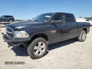 2016 Ram 1500 Tradesman z VIN 1C6RR7SM0GS173190, wystawiony jako Copart lot #49569325 z przebiegiem 276 451 mil mil oraz Szkoda całkowita • Salvage title. Historia ofert i sprzedaży dostępna na DreamBid. Obrazek 1.