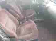 1993 Honda Accord z VIN 1HGCB7651PA045327, wystawiony jako IAAI lot #42841333 z przebiegiem 127 703 mil mil oraz . Historia ofert i sprzedaży dostępna na DreamBid. Obrazek 5.