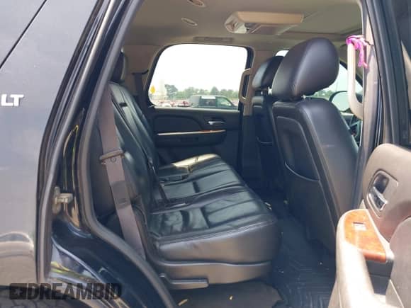 2012 Chevrolet Tahoe LT with VIN 1GNSCBE01CR130929, listed as a IAAI auction lot 42342129 with 234,628 mi miles and . Bid and sale history available at DreamBid. Image 8.