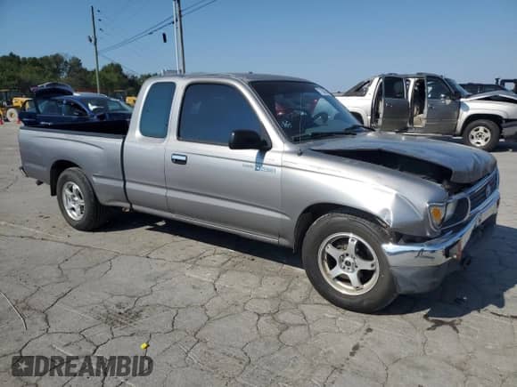 1995 Toyota Tacoma z VIN 4TAUN53B3SZ020458, wystawiony jako Copart lot #71509355 z przebiegiem 146 447 mil mil oraz Czysty tytuł • Clean title. Historia ofert i sprzedaży dostępna na DreamBid. Obrazek 4.