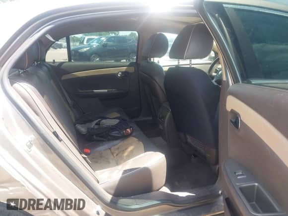 2012 Chevrolet Malibu LTZ z VIN 1G1ZG5E73CF146618, wystawiony jako IAAI lot #42333042 z przebiegiem 192 772 mil mil oraz . Historia ofert i sprzedaży dostępna na DreamBid. Obrazek 8.