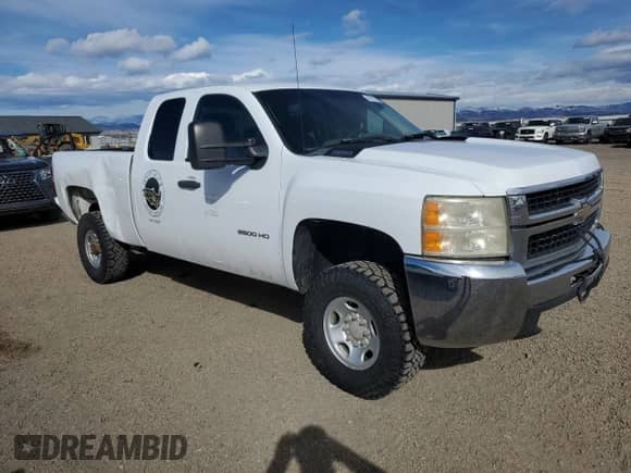 2010 Chevrolet Silverado 2500HD Work Truck z VIN 1GC5KVBGXAZ261320, wystawiony jako Copart lot #49707575 z przebiegiem 144 931 mil mil oraz Szkoda całkowita • Salvage title. Historia ofert i sprzedaży dostępna na DreamBid. Obrazek 4.