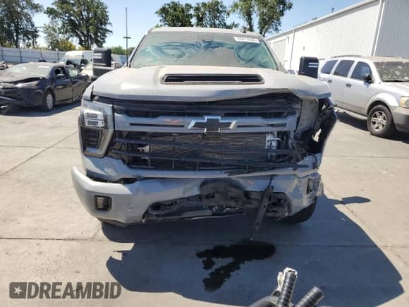 2024 Chevrolet Silverado 3500 with VIN 2GC4YTEY4R1222102, listed as a Copart auction lot 60212685 with Not provided miles and Salvage title. Bid and sale history available at DreamBid. Image 5.
