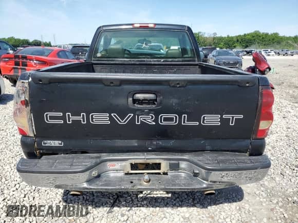 2005 Chevrolet Silverado 1500 Work Truck z VIN 1GCEC14V85Z138574, wystawiony jako Copart lot #59413614 z przebiegiem Nie podano mil oraz Szkoda całkowita • Salvage title. Historia ofert i sprzedaży dostępna na DreamBid. Obrazek 6.