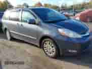 2010 Toyota Sienna XLE с VIN 5TDDK4CC3AS033257, выставлен на аукционе IAAI как лот 43512425 с пробегом 200 091 миль миль и . История ставок и продаж доступна на DreamBid. Изображение 1.