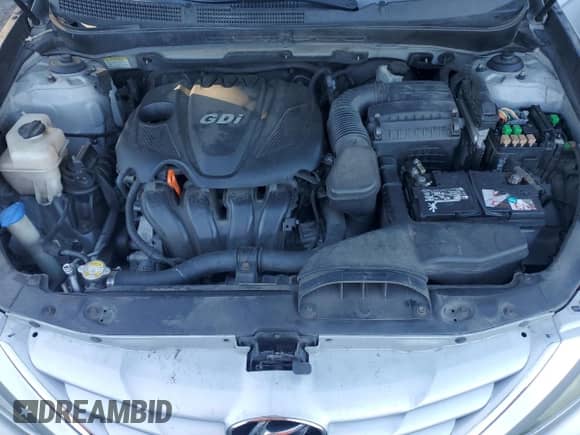 2012 Hyundai Sonata GLS z VIN 5NPEB4AC1CH482193, wystawiony jako Copart lot #82262035 z przebiegiem 196 534 mil mil oraz Czysty tytuł • Clean title. Historia ofert i sprzedaży dostępna na DreamBid. Obrazek 11.