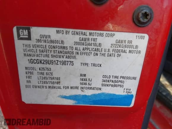 2001 Chevrolet Silverado 2500 с VIN 1GCGK29U91Z190775, выставлен на аукционе IAAI как лот 41209873 с пробегом Не указан миль и . История ставок и продаж доступна на DreamBid. Изображение 9.