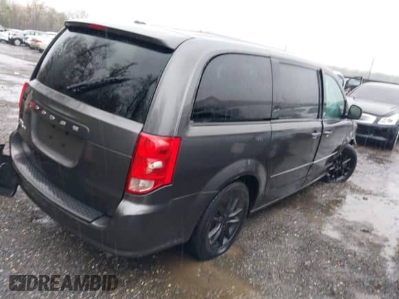 2017 Dodge Grand Caravan SE with VIN 2C4RDGBG9HR601343, listed as a IAAI auction lot 41960934 with 130,910 mi miles and . Bid and sale history available at DreamBid. Image 4.
