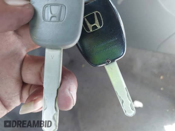 2006 Honda Accord VP с VIN JHMCM561X6C011155, выставлен на аукционе IAAI как лот 42961672 с пробегом 146 818 миль миль и . История ставок и продаж доступна на DreamBid. Изображение 11.