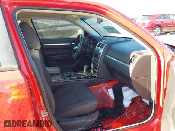 2010 Dodge Charger 3.5L with VIN 2B3CK2CV0AH277739, listed as a IAAI auction lot 43158341 with 241,778 mi miles and . Bid and sale history available at DreamBid. Image 5.
