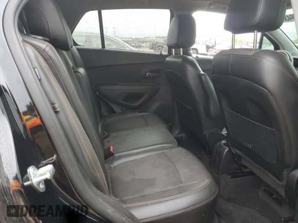 2019 Chevrolet Trax LT z VIN 3GNCJLSB2KL137500, wystawiony jako Copart lot #85294385 z przebiegiem Nie podano mil oraz Szkoda całkowita • Salvage title. Historia ofert i sprzedaży dostępna na DreamBid. Obrazek 10.