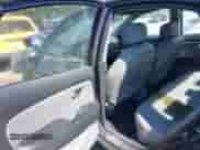 2009 Hyundai Elantra GLS z VIN KMHDU46D29U678662, wystawiony jako IAAI lot #43174076 z przebiegiem 103 833 mil mil oraz . Historia ofert i sprzedaży dostępna na DreamBid. Obrazek 8.