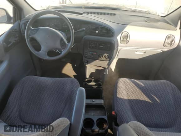 2000 Dodge Caravan SE with VIN 1B4GP44L3YB734876, listed as a Copart auction lot 72469374 with 215,240 mi miles and Salvage title. Bid and sale history available at DreamBid. Image 8.