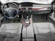 2010 BMW 5 Series 528i с VIN WBANU5C55AC127712, выставлен на аукционе Copart как лот 71462745 с пробегом 128 054 миль миль и Списание • Salvage title. История ставок и продаж доступна на DreamBid. Изображение 8.