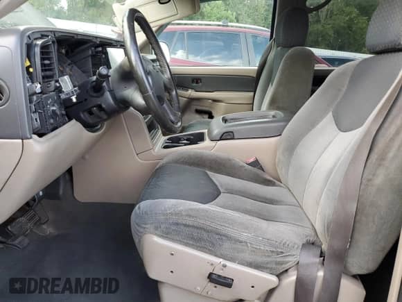 2004 Chevrolet Avalanche with VIN 3GNEC12T84G105288, listed as a Copart auction lot 85930765 with Not provided miles and Salvage title. Bid and sale history available at DreamBid. Image 7.
