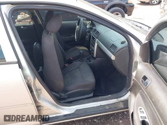 2010 Chevrolet Cobalt 1LT с VIN 1G1AD5F51A7218779, выставлен на аукционе IAAI как лот 43487695 с пробегом 234 662 миль миль и . История ставок и продаж доступна на DreamBid. Изображение 5.