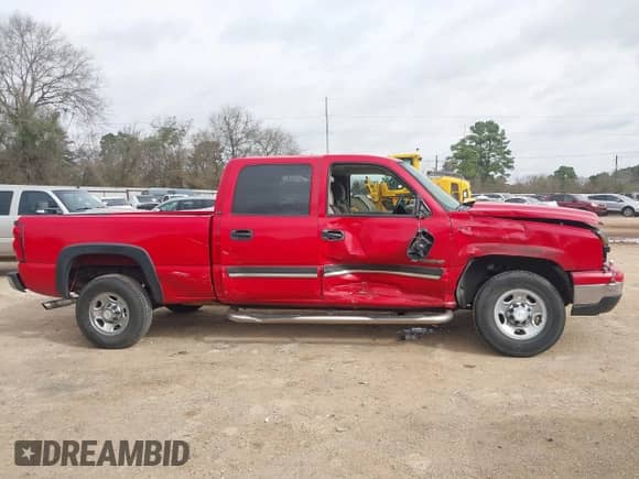 2006 Chevrolet Silverado 1500HD LT1 with VIN 1GCGC13U26F226900, listed as a IAAI auction lot 41745260 with 94,397 mi miles and . Bid and sale history available at DreamBid. Image 14.